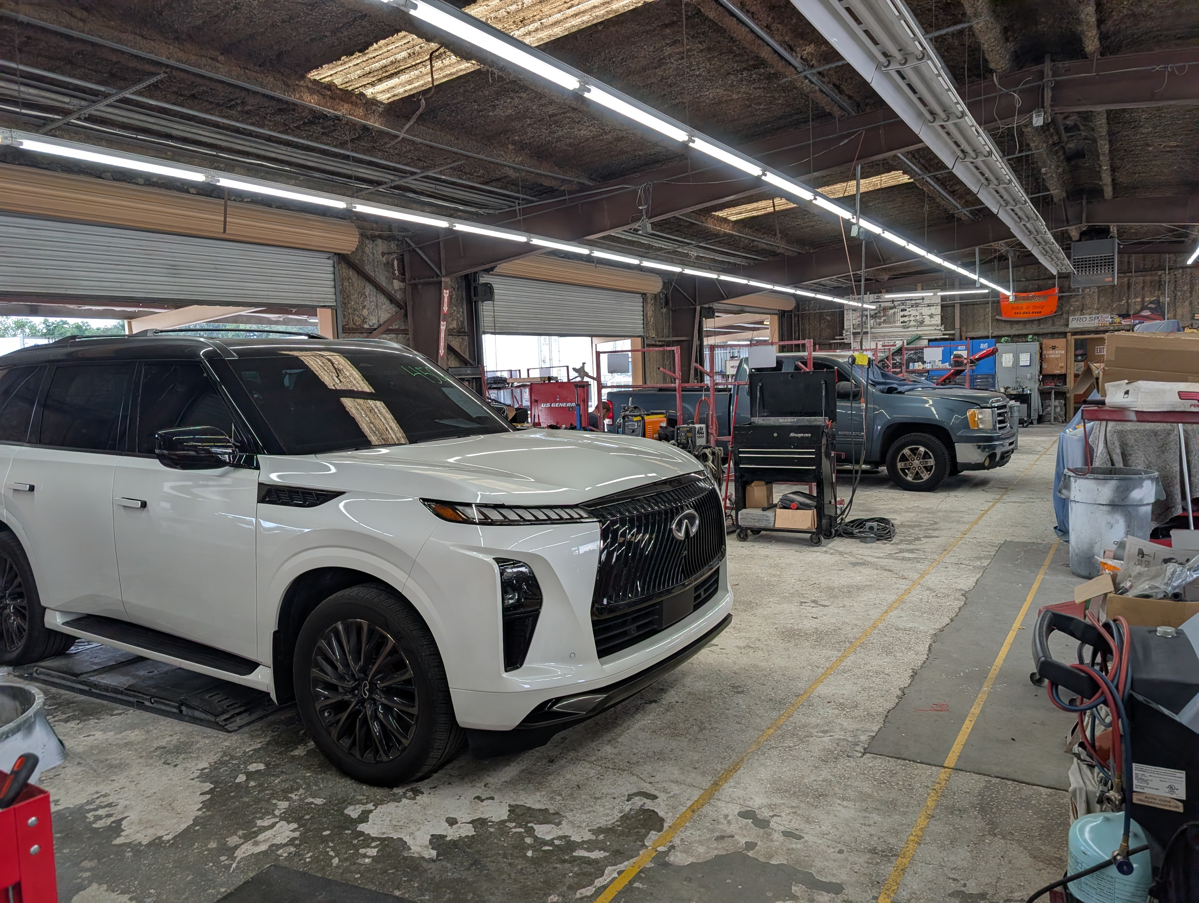 Auto body repair project photo